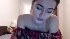 Brunette Solo Webcam Masturbation