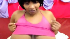 Ebony webcam: Silky Tits